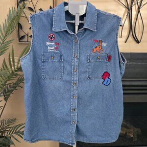 Scooby Doo sz 22W / 24W lightweight denim sleeveless embroidered button down top